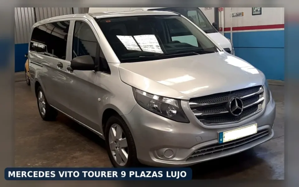 Mercedes Vito Tourer 9 plazas — Lujo